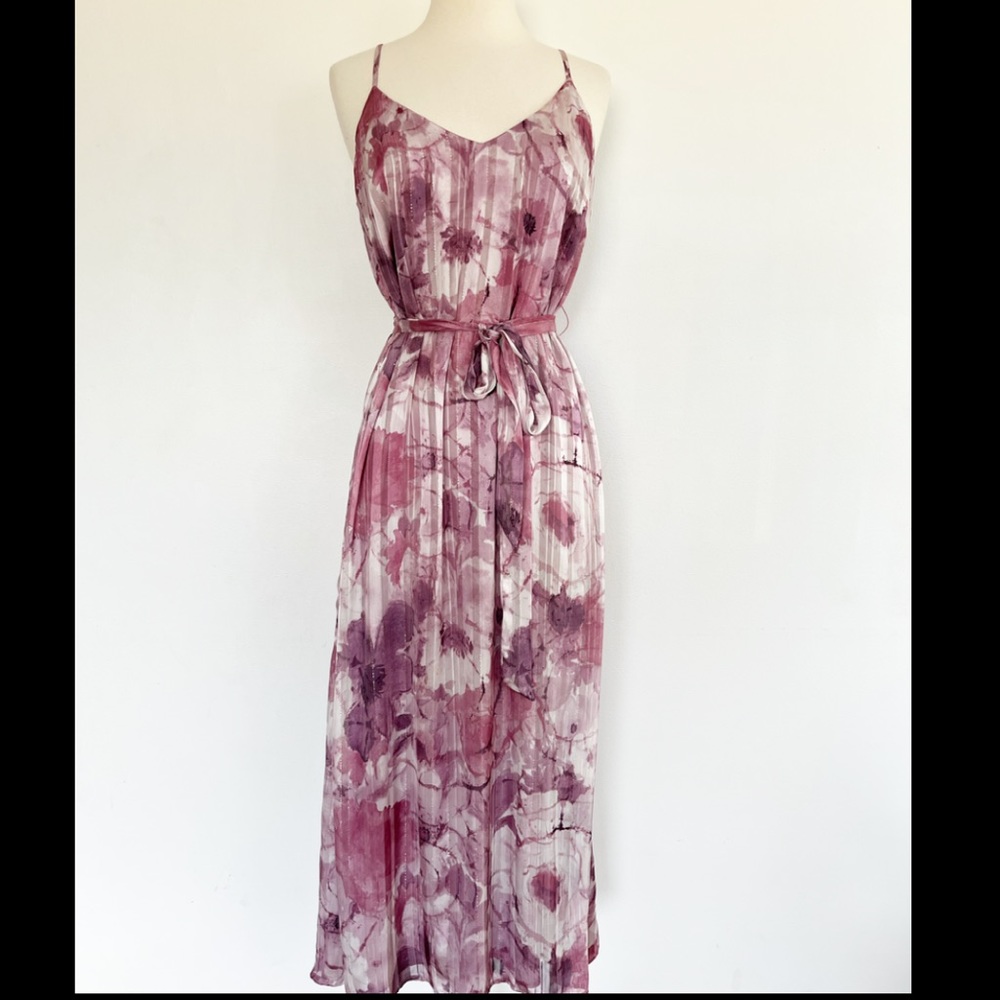 Lulu’s sparkling summer maxi dress